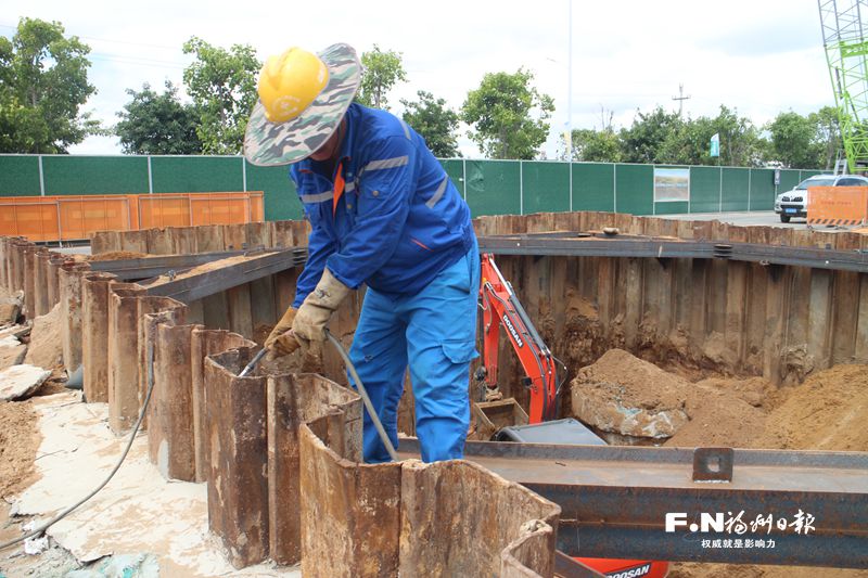 挥洒汗水全力以赴加快建设现代化国际城市“速度与激情”(图3)