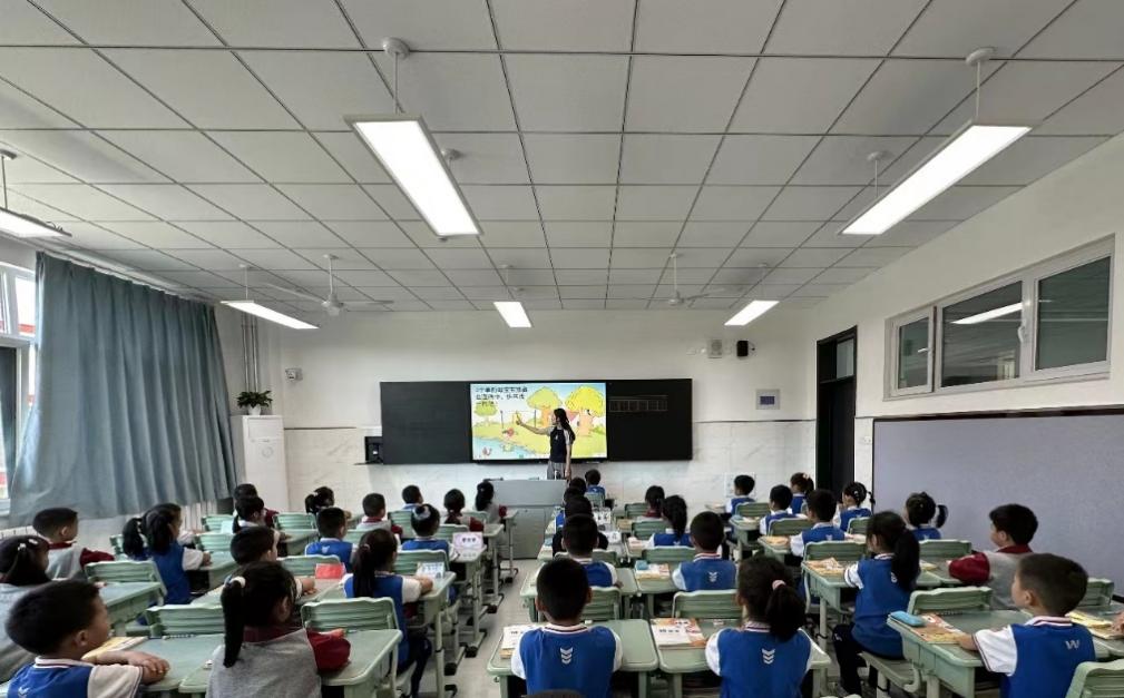 2023年能让中铁城的孩子们在家门口上学！