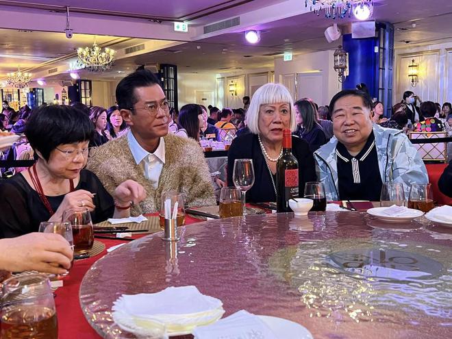 古天乐提前庆祝生日派对摆宴60桌欢庆古天(图5)