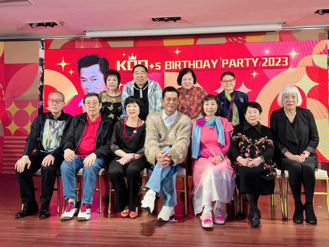 古天乐提前庆祝生日派对摆宴60桌欢庆古天(图6)