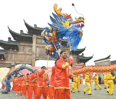 向巴基斯坦人民更好地介绍中国促进民心相通(图6)