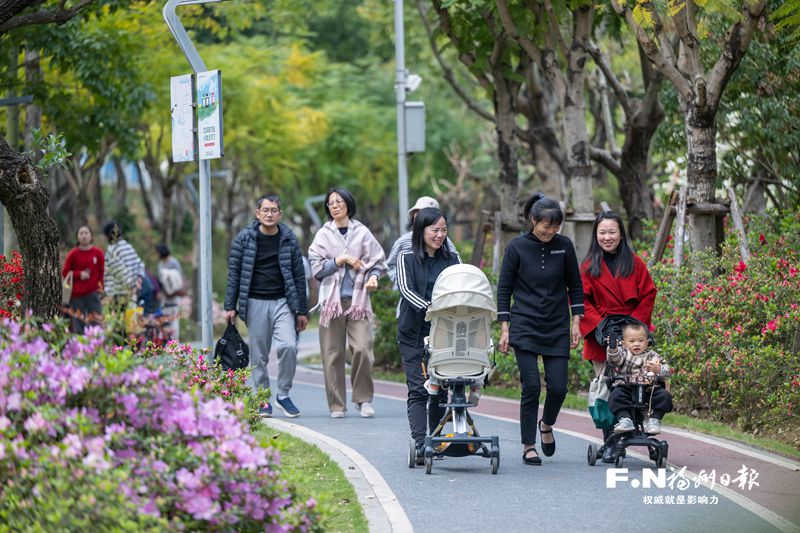 春深日暖花袅袅 福州“春日经济”别样红