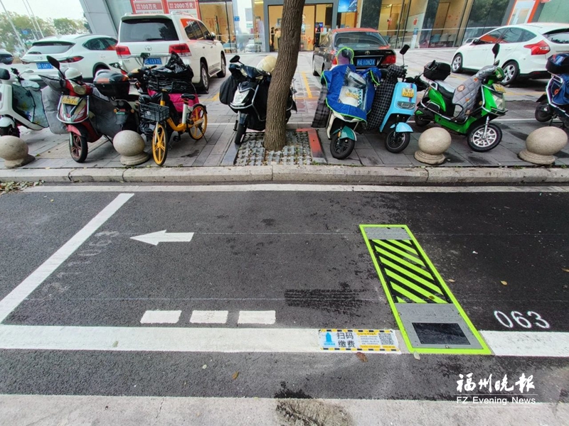 福州机器人上岗 管理道路泊位(图1)