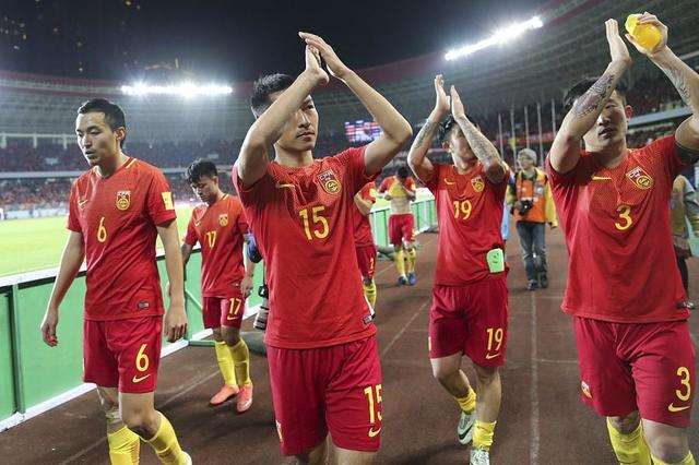 中国足球腐败现象严重，行业生态恶化，国家队球员精神不足