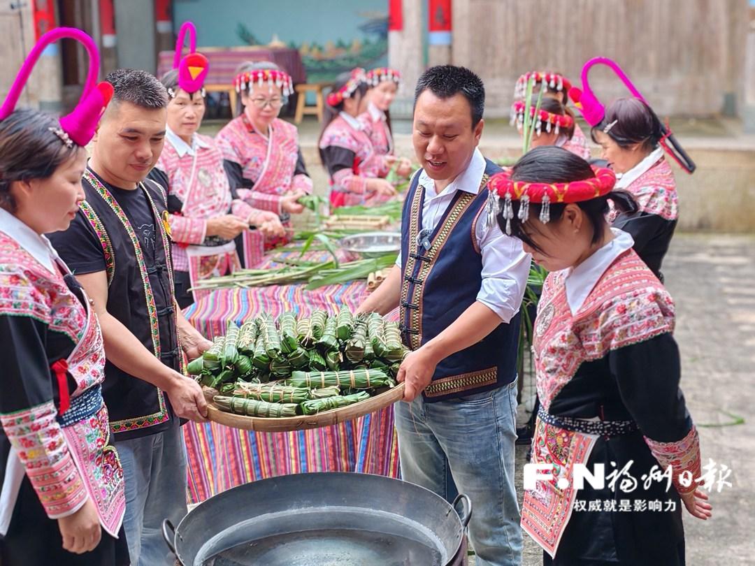 【网络中国节·端午】福州：粽香沁人心 浓浓端午情(图2)