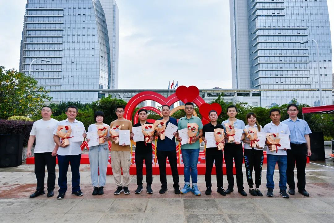 福州市举行2024年“世界献血者日”亮灯仪式(图5)