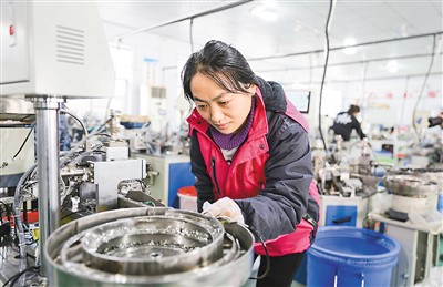 多地开设妈妈岗，助力宝妈就业增收，实现工作家庭两不误(图3)